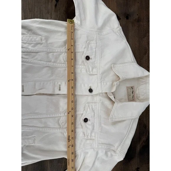 We The Free Free People Cream Denim Trucker Jacket Womens XS Relaxed Fit Boho - Picture 9 of 10